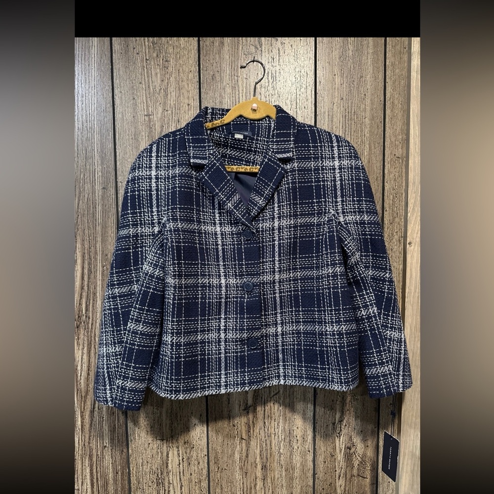 Tommy Hilfiger 3 button blazer